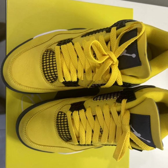 Jordan 4 Retor Lightning（2021） - Picture 1 of 8